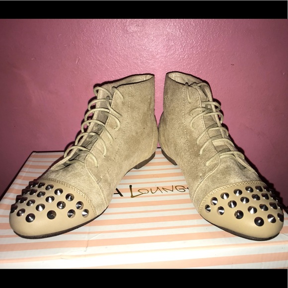 Forever 21 beige suede studded ankle booties - Picture 2 of 4
